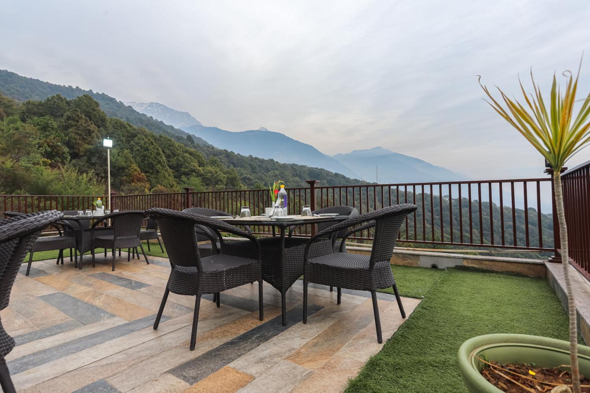 Regenta Resort Exotica Dharamshala On Hilltop Exteriör bild