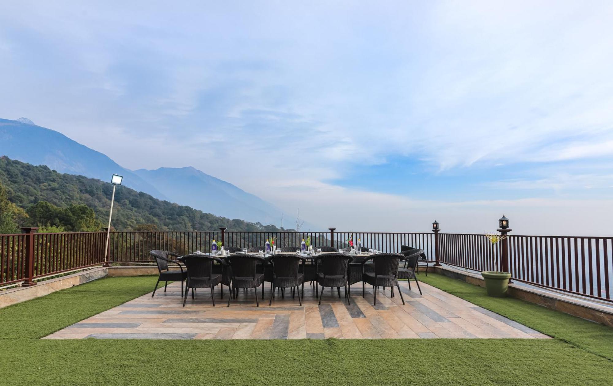 Regenta Resort Exotica Dharamshala On Hilltop Exteriör bild
